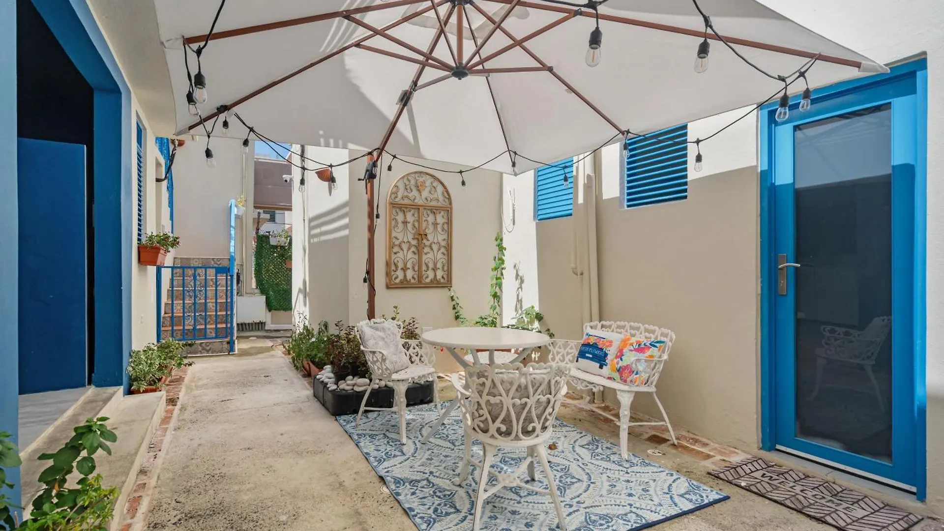 Artistic One-Bedroom Garden Apartment In Sj Mm9 Σαν Χουάν 0*,